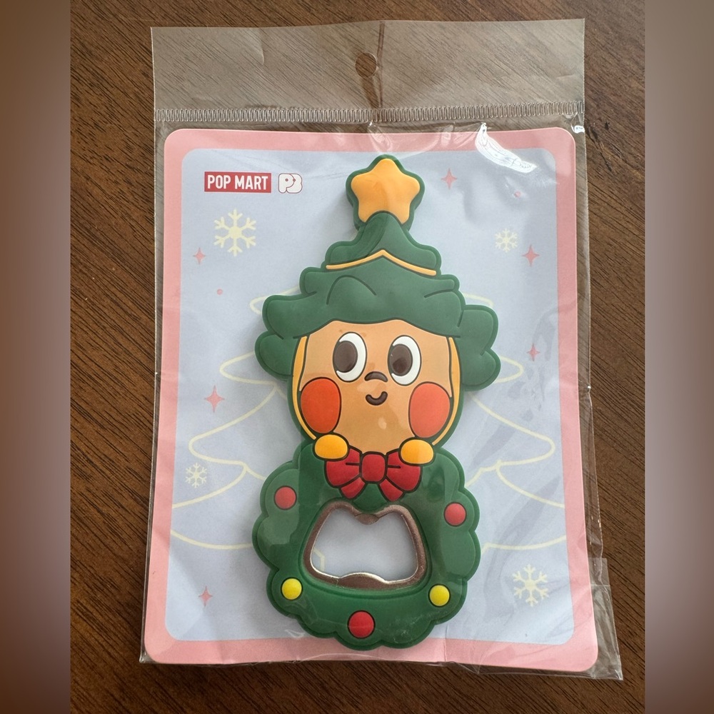 POP MART THE MONSTERS POP BEAN Christmas Series Labubu Twinkle Bottle Opener